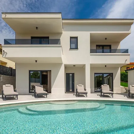 Villa Cascada